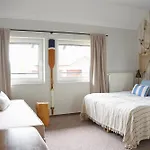 Ubytování v soukromí Busola House *