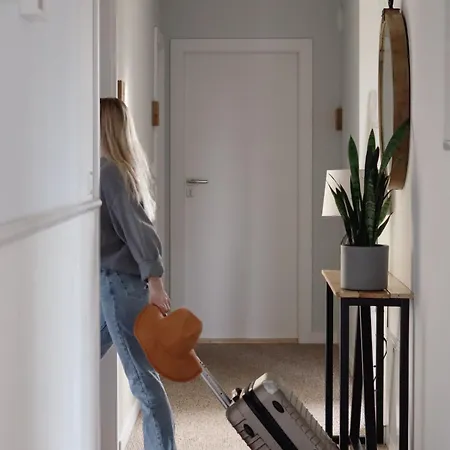 Ubytování v soukromí Busola House *