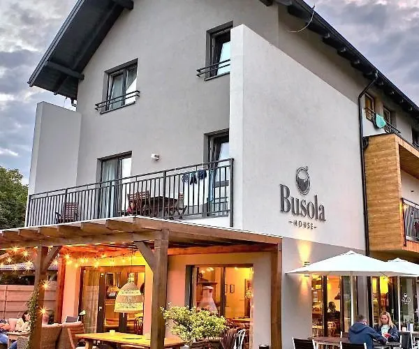 Busola House Homestay szállás *