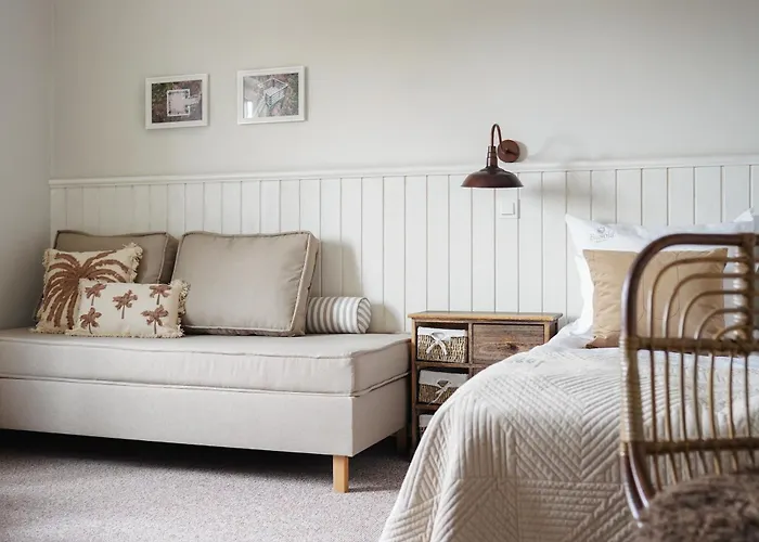 Busola House Homestay szállás Stegna